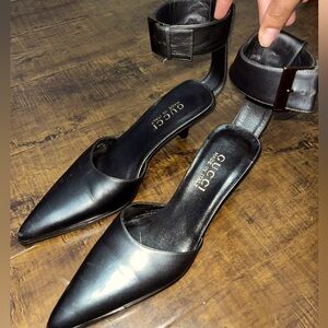 AUTH GUCCI 100% LEATHER ANKLE STRAP SHOES KITTEN HEELS Sz 6 US